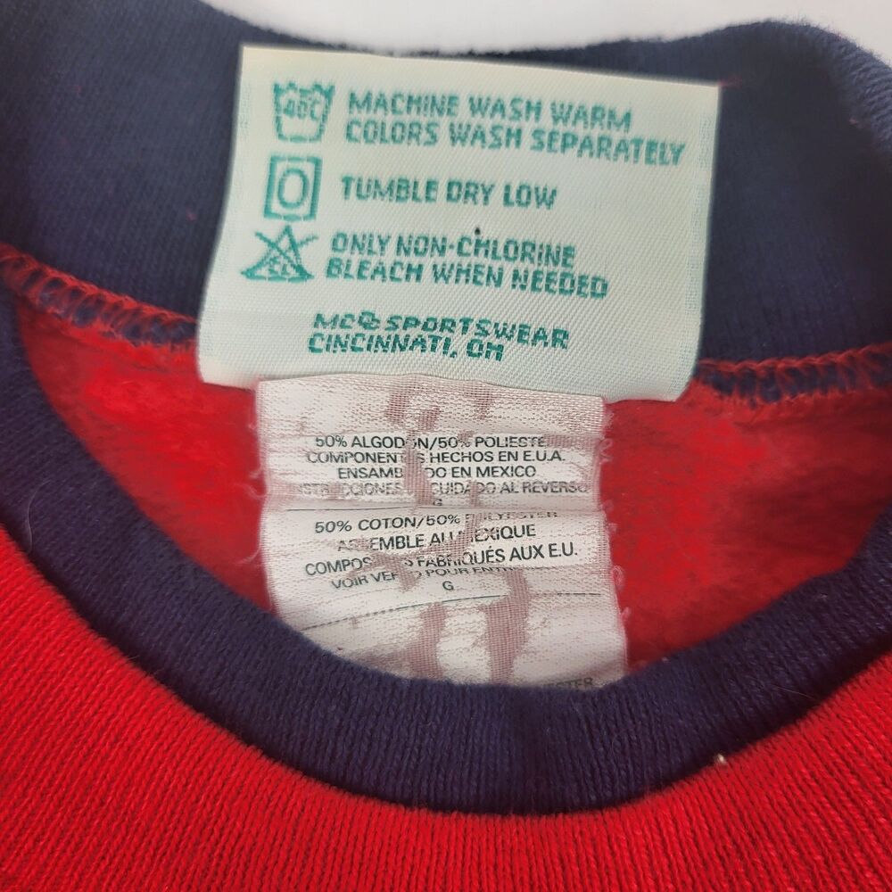 Vintage Y2K Sweatshirt Women's Large Millennium Red Embroidered Size L - Picture 3 of 10